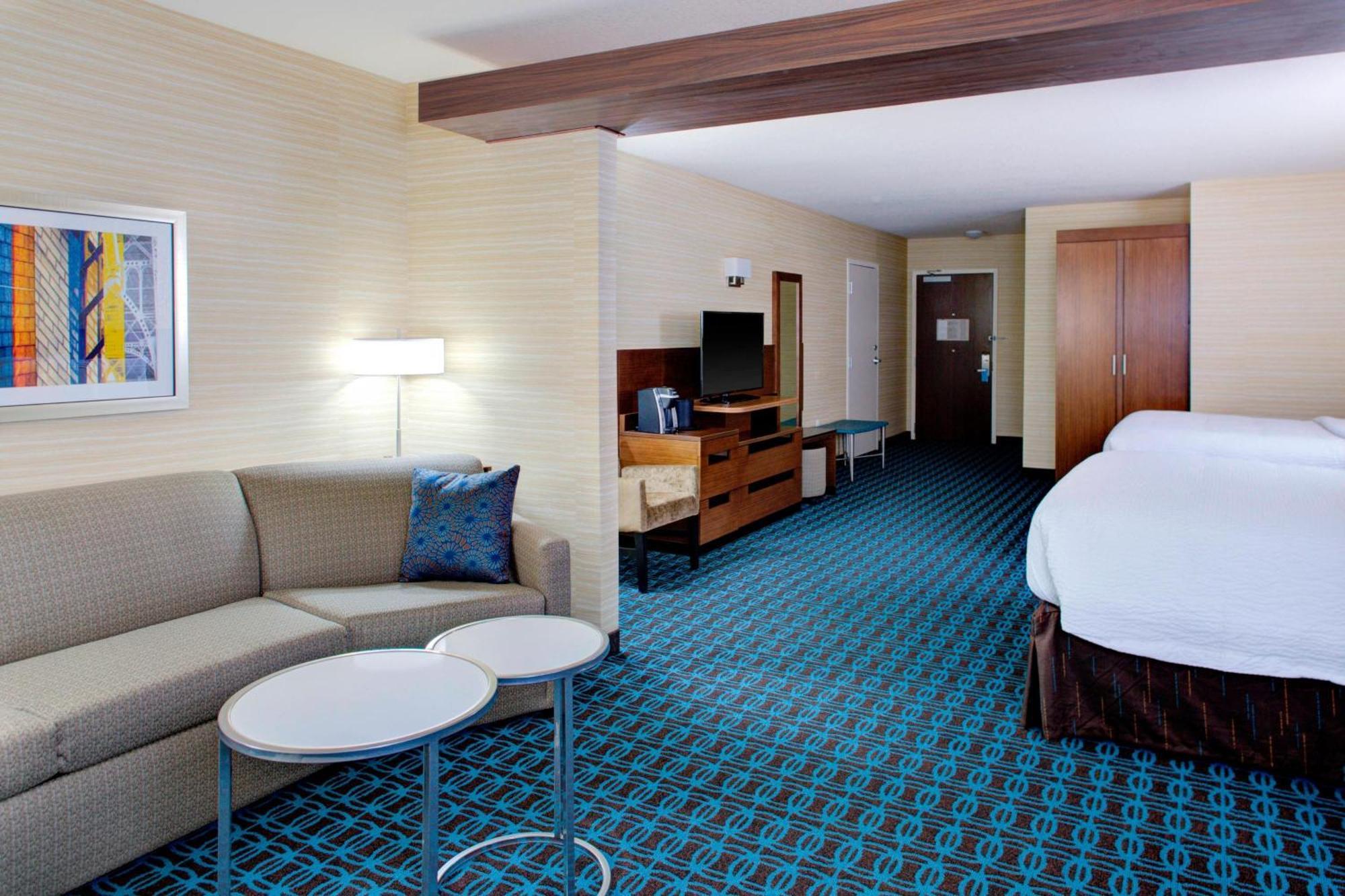 Fairfield Inn & Suites By Marriott Bakersfield North/Airport Exterior photo